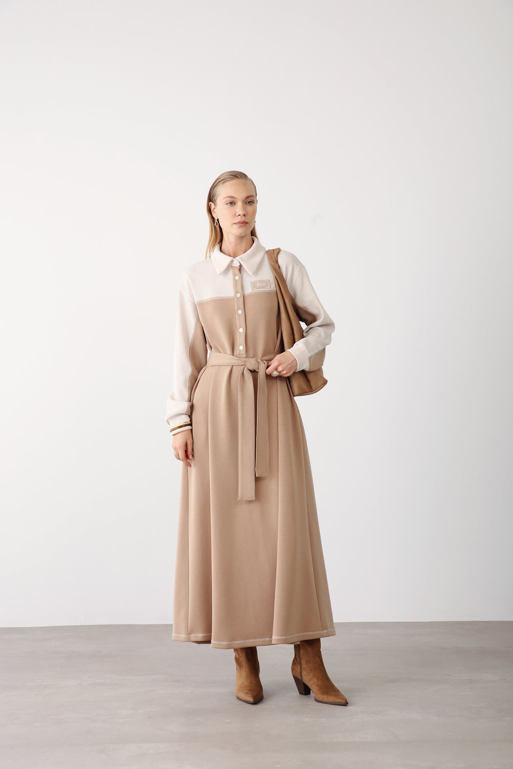 Wholesale Premium Cotton Fabric Contrast Detailed Belted Dress - Camel