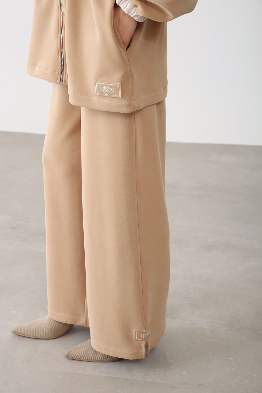 Wholesale Oysho Wide-Leg Elastic Waist Pants - Camel