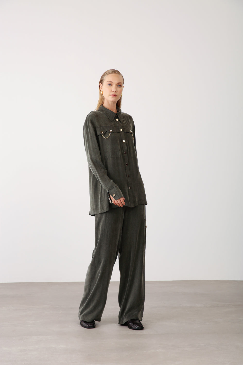 Wholesale Cupra Chain-Detail Pants - Khaki