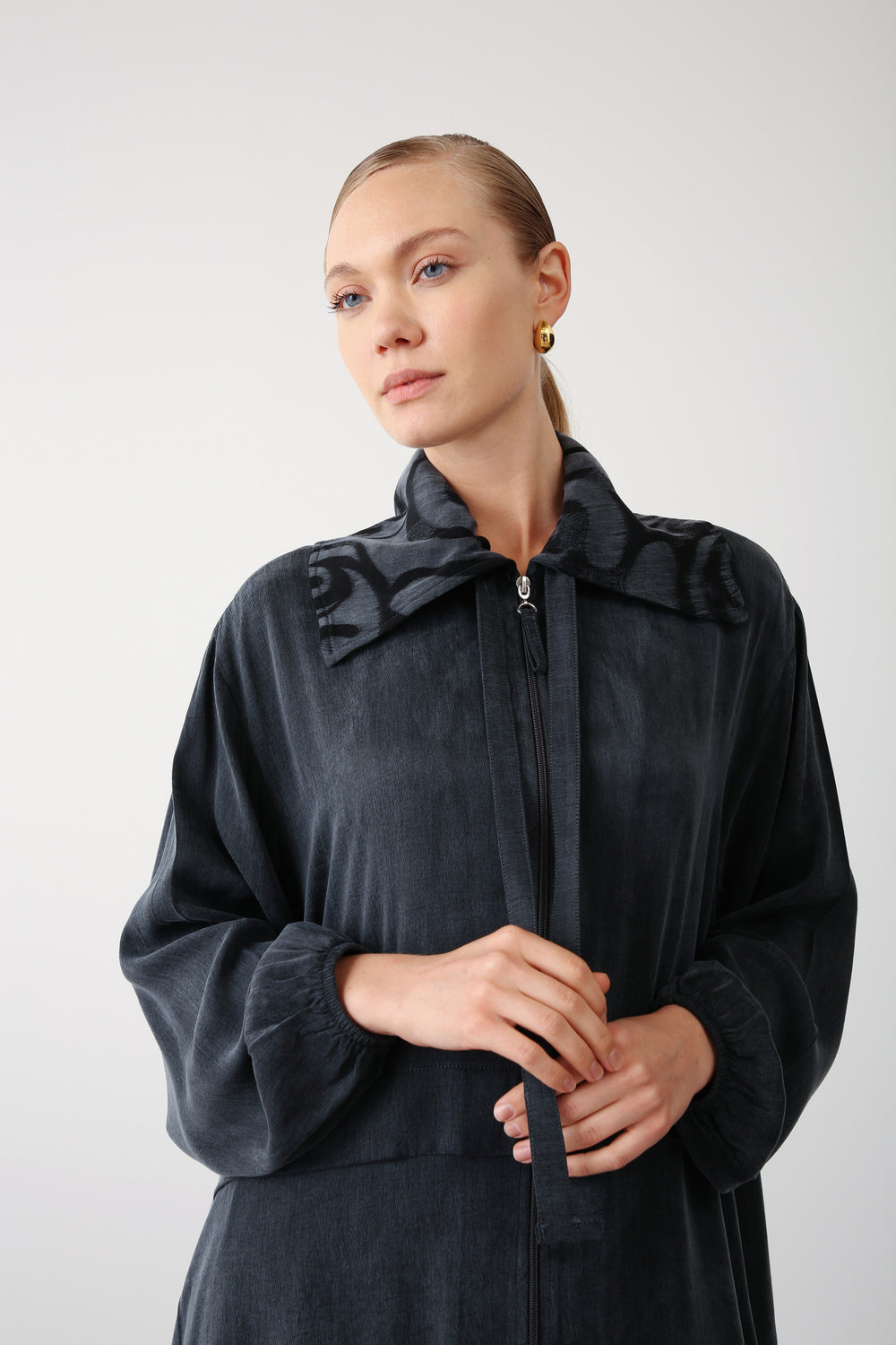 Wholesale Premium Combed Cotton Fabric Patterned Collar Zip-Up Jacket – Black