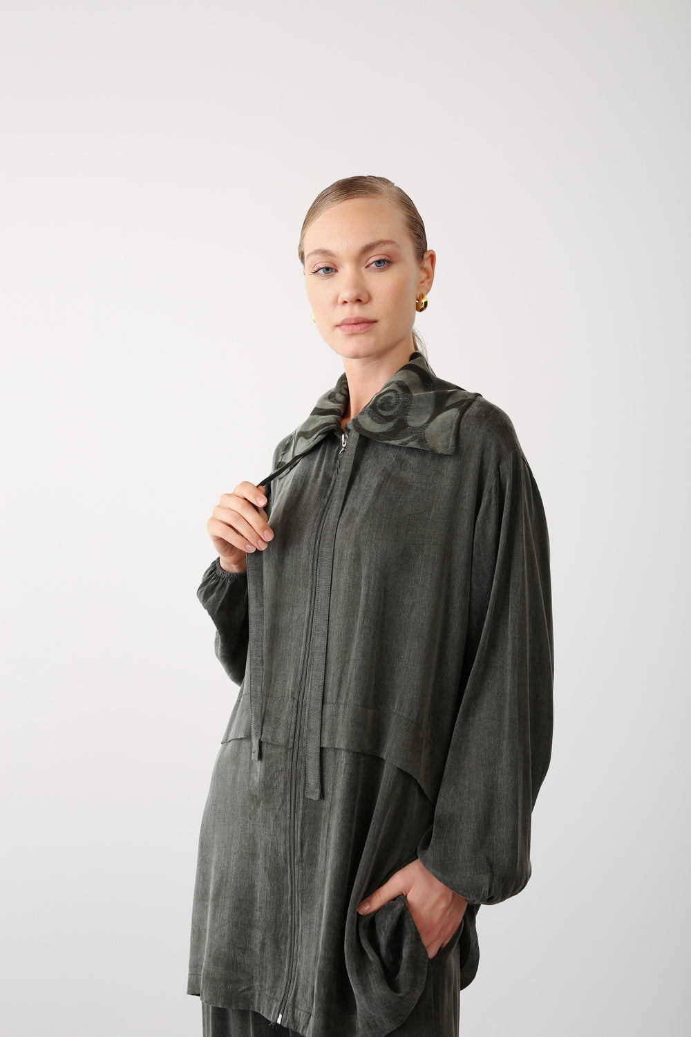 Wholesale Premium Combed Cotton Fabric Patterned Collar Zip-Up Jacket – Khaki