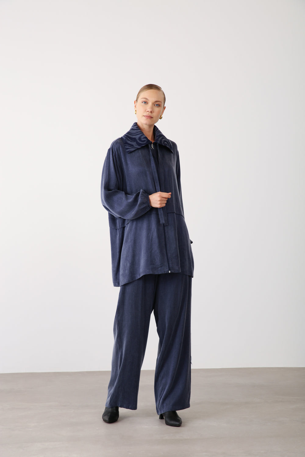 Wholesale Premium Combed Cotton Fabric Patterned Collar Zip-Up Jacket – Navy Blue