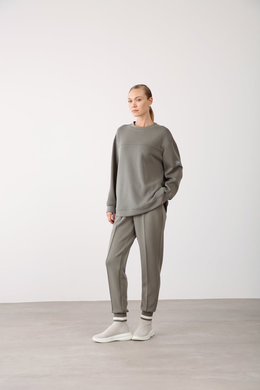 Wholesale Oysho Fabric Side Snap Detail Sweatshirt – Khaki