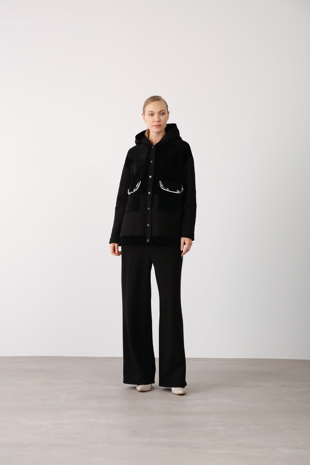 Wholesale Two Thread Elastic Waist Wide Leg Pants – Black