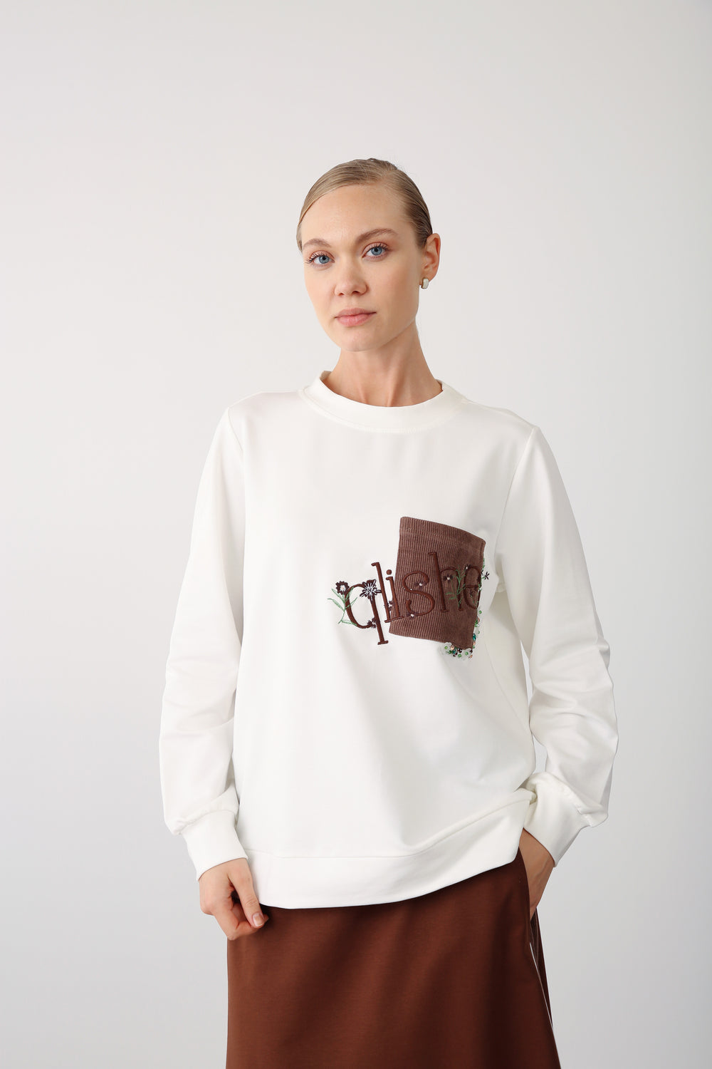 Wholesale Premium Combed Cotton Embroidered Detail Sweatshirt – Brown