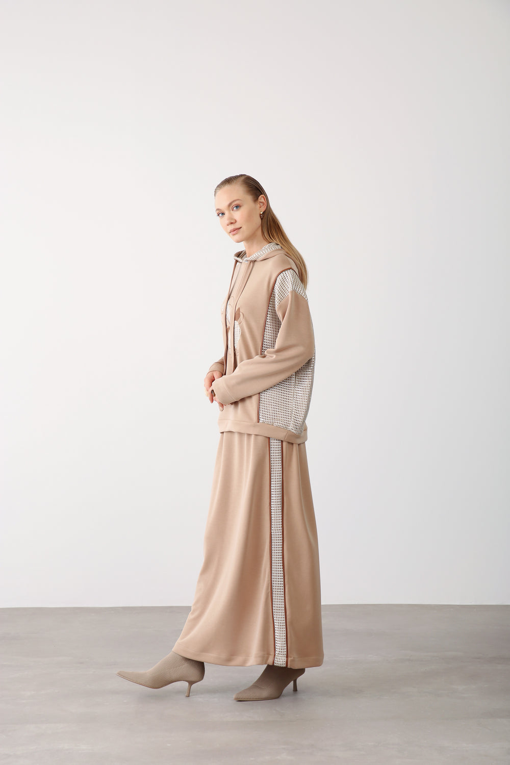 Wholesale Oysho Mesh-Panel Skirt - Beige