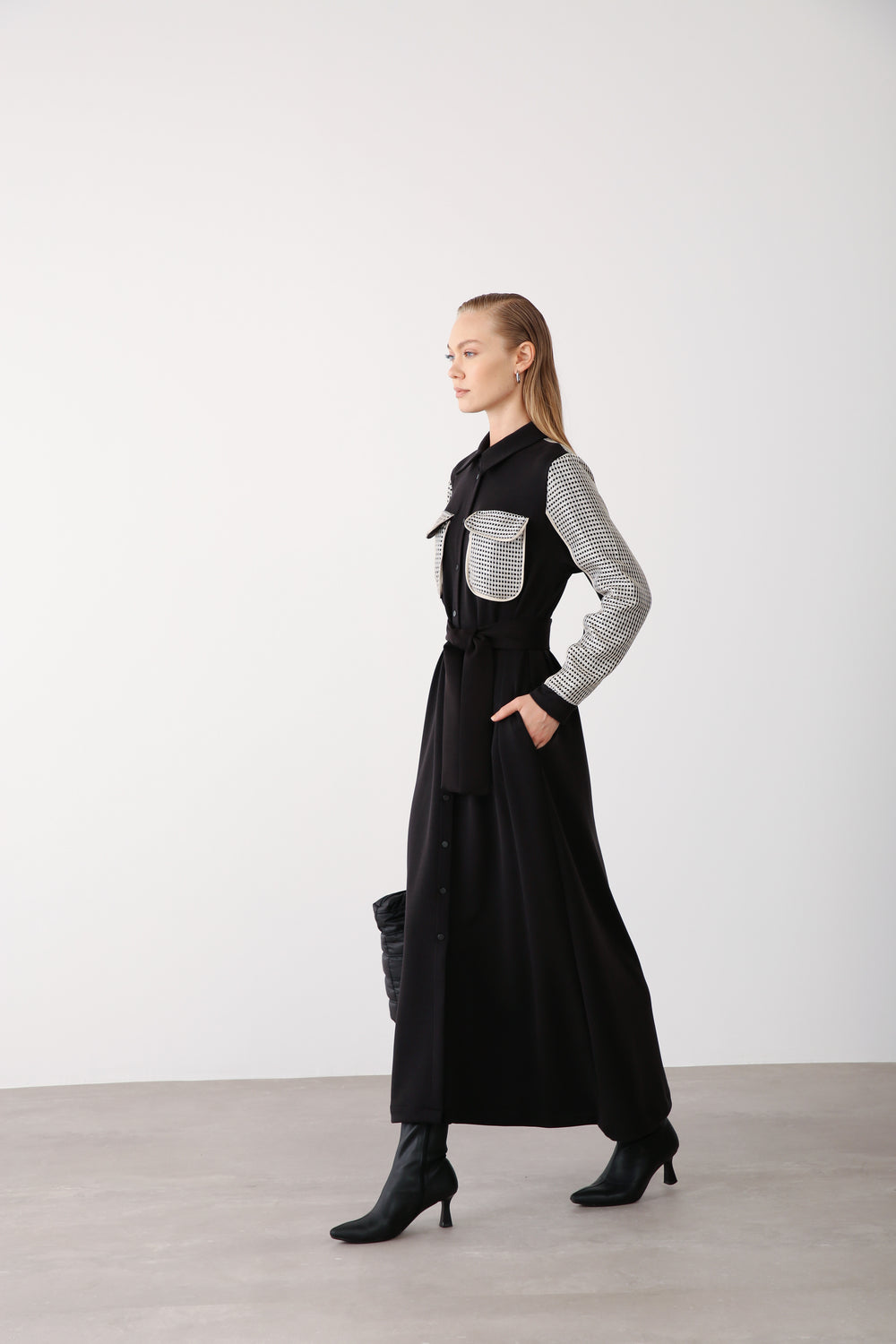 Wholesale Premimum Cotton Mesh Detailed Belted Maxi Dress – Black