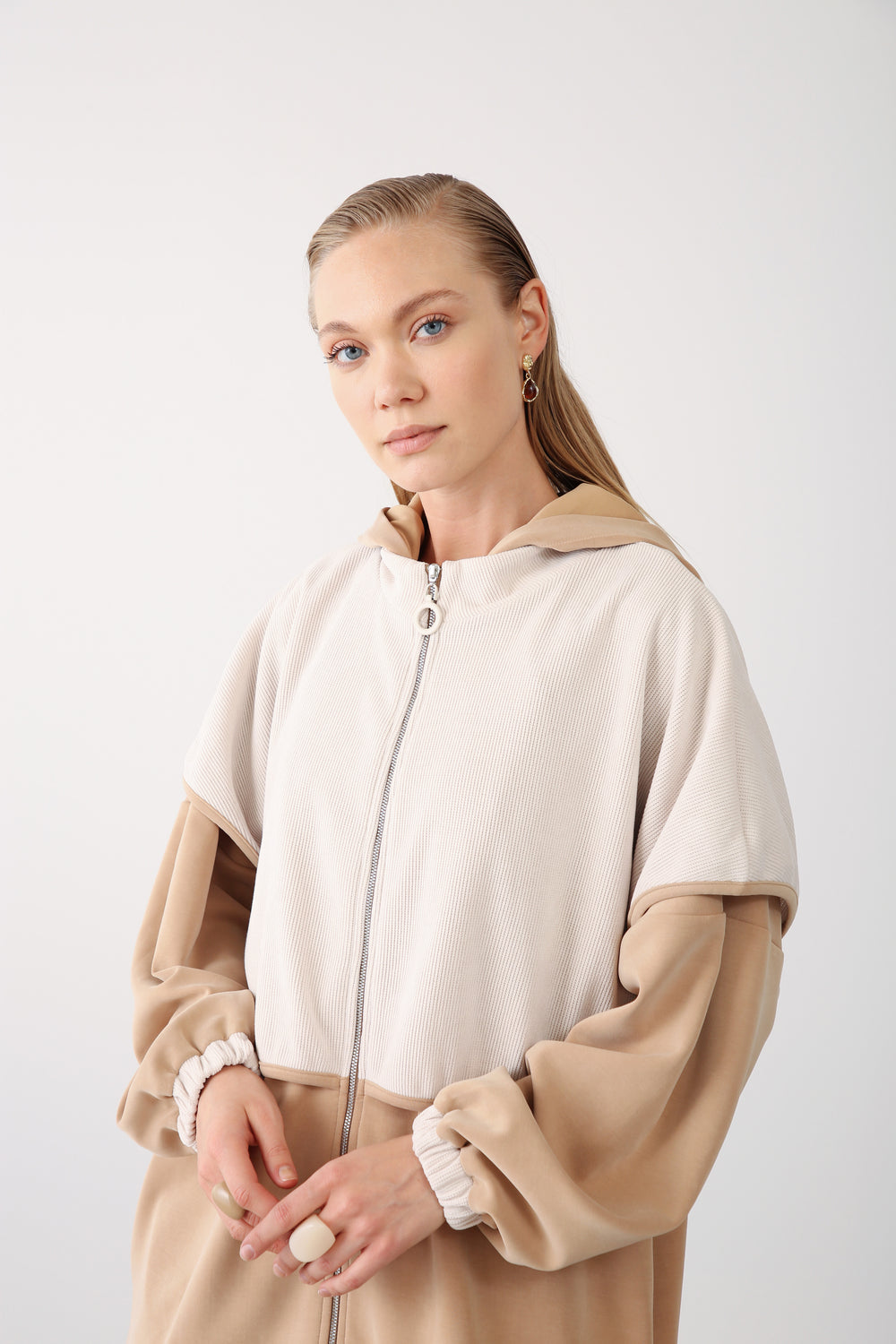 Wholesale Oysho Two-Tone Zip-Up Hooded Jacket - Camel
