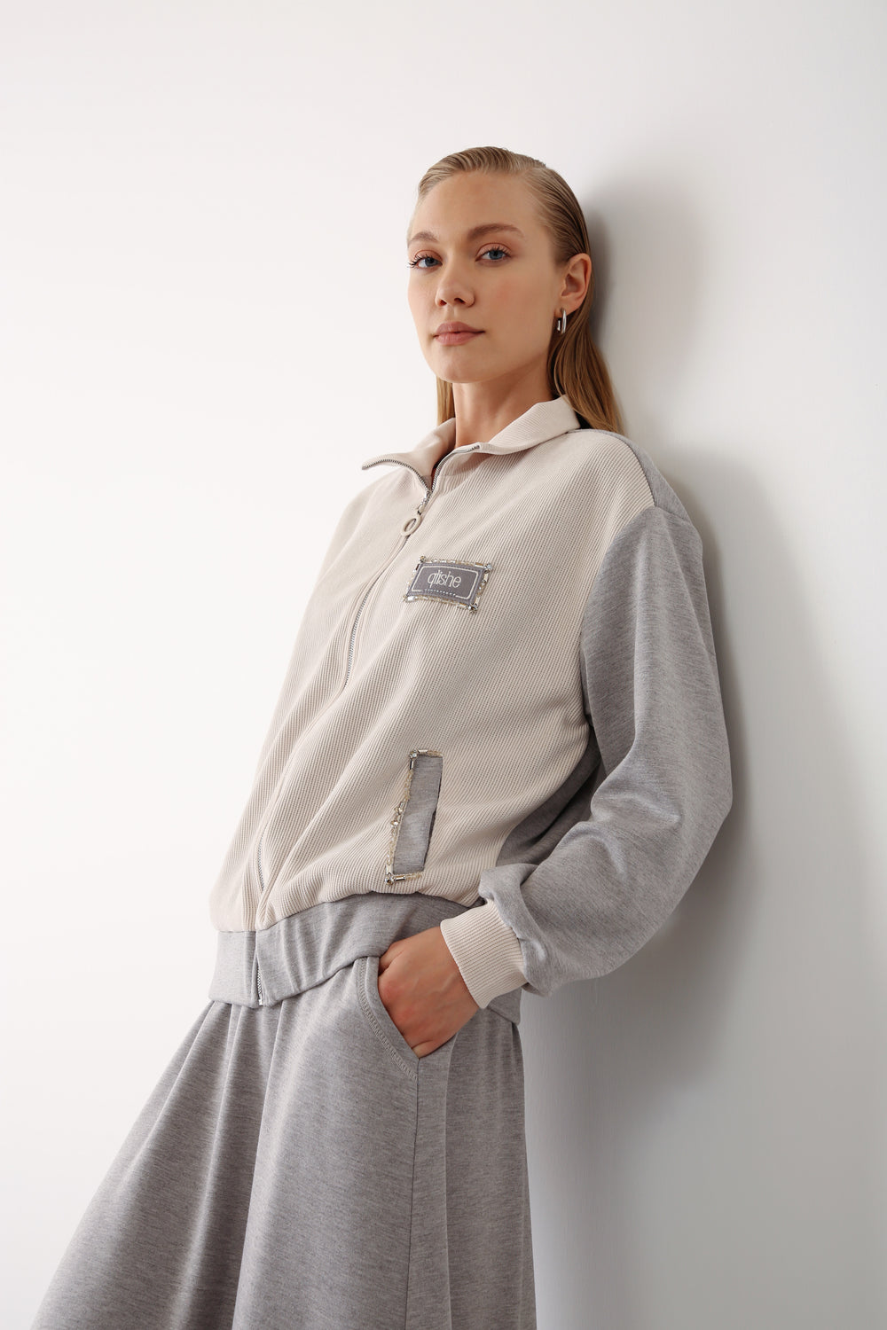 Wholesale Oysho Fabric Rhinestone Trim Zipper Jacket – Grey Melange