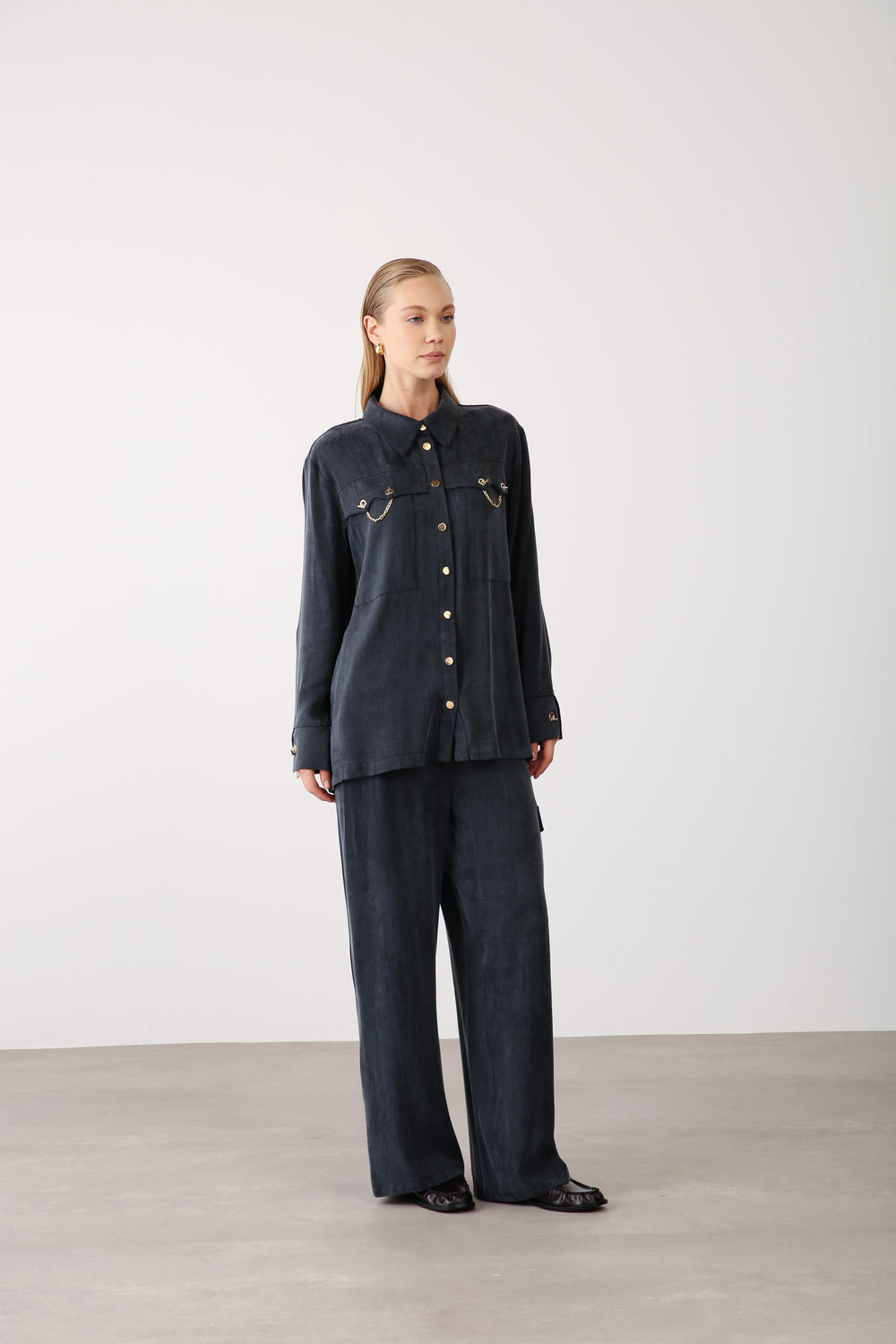 Wholesale Cupra Chain-Detail Pants - Black