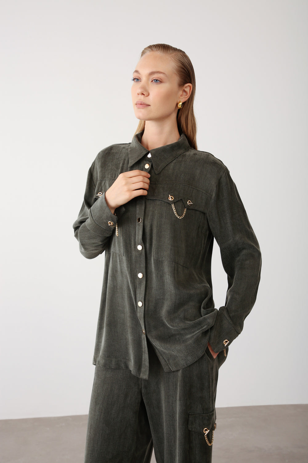 Wholesale Cupra Chain-Detail Shirt - Khaki