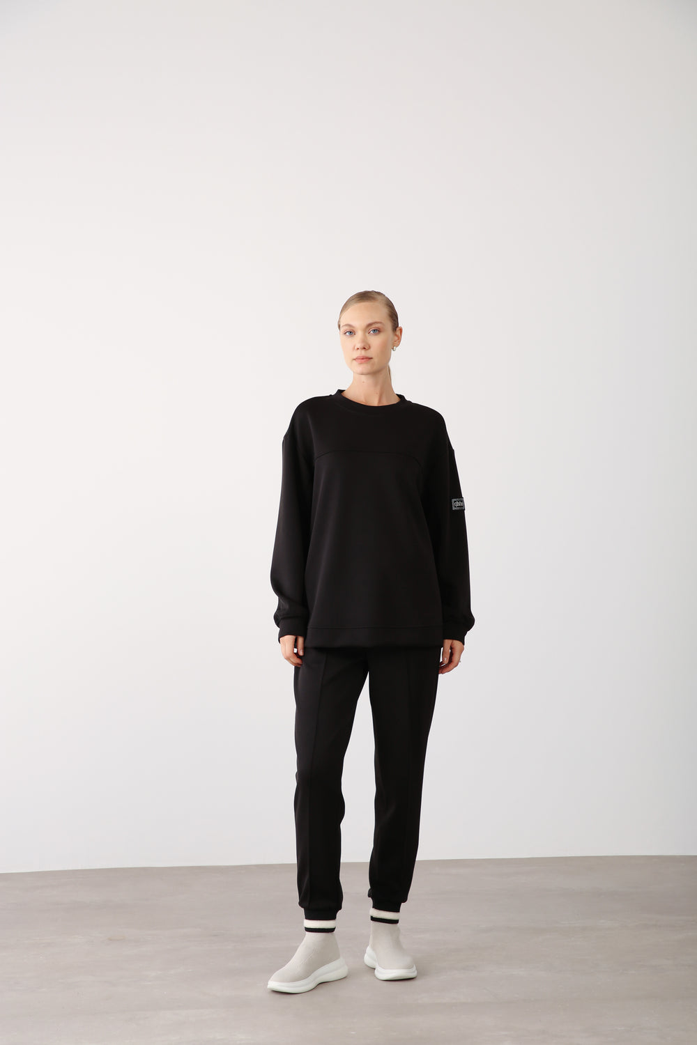 Wholesale Oysho Fabric Ribbed Hem Drawstring Pants – Black