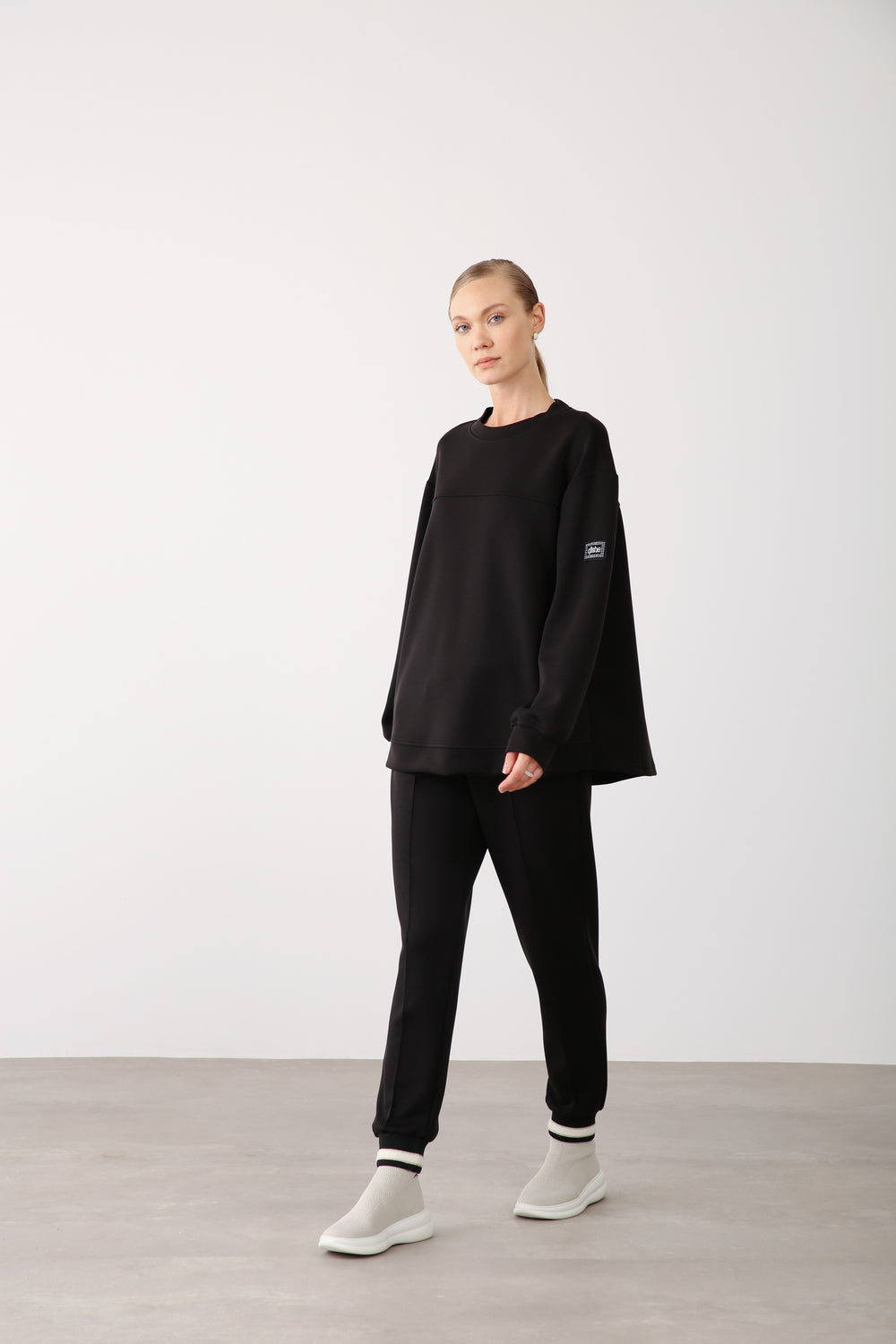 Wholesale Oysho Fabric Side Snap Detail Sweatshirt - Black