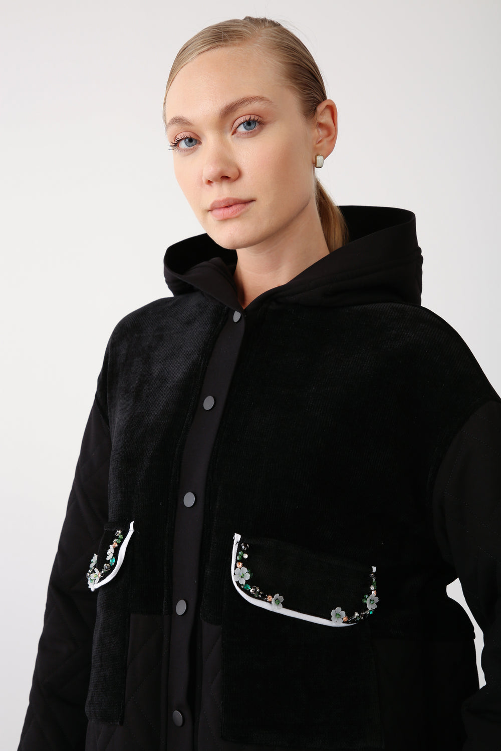 Wholesale Premium Quilted Fabric Pocket Embellished Detailed Jacket - Black