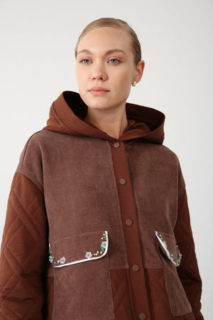 Wholesale Premium Quilted Fabric Pocket Embellished Detailed Jacket - Brown