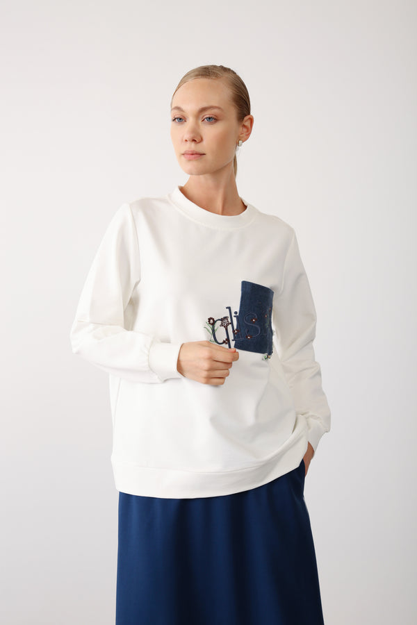 Wholesale Premium Combed CottonEmbroidered Detail Sweatshirt – Indigo